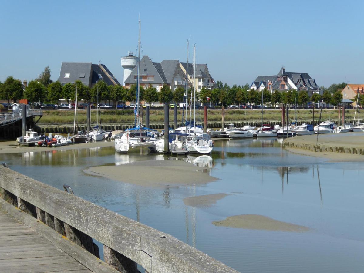 Chambres D'Hotes Les 4 Vents Yzengremer Exterior foto
